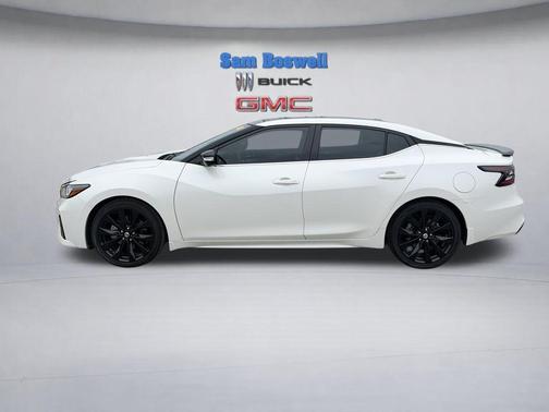 Pearl White Tricoat 2021 Nissan Maxima 3.5 SR
