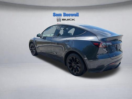 2024 Tesla Model Y Long Range Dual Motor All-Wheel Drive