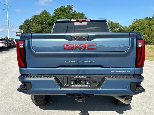 2025 GMC Sierra 2500 Denali