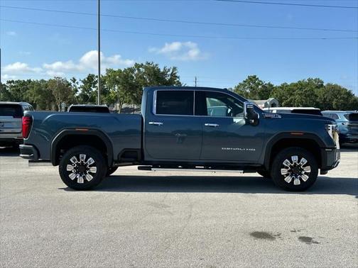 2025 GMC Sierra 2500 Denali