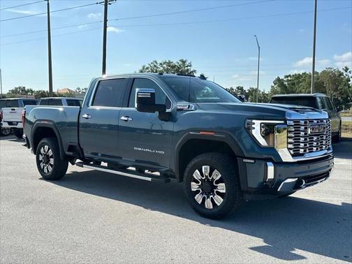2025 GMC Sierra 2500 Denali