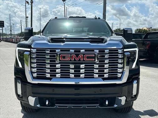 2025 GMC Sierra 2500 Denali