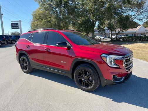2024 GMC Terrain AWD AT4