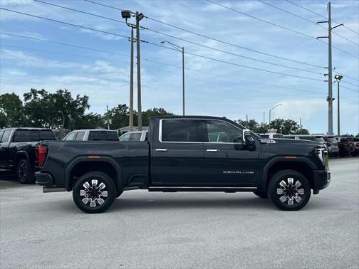 2024 GMC Sierra 2500 Denali