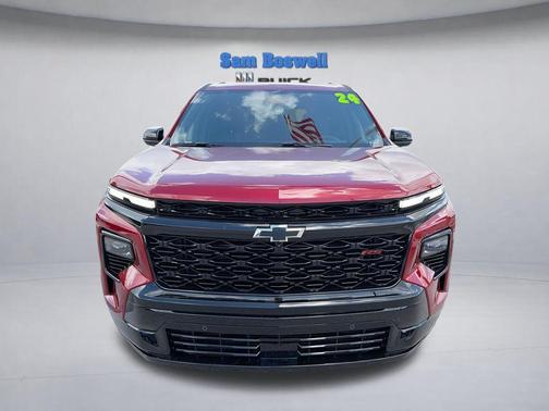 Radiant Red Tintcoat 2024 Chevrolet Traverse RS