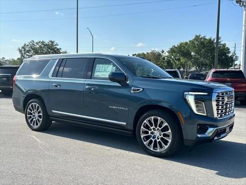 2025 GMC Yukon XL Denali