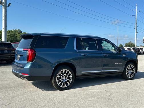 2025 GMC Yukon XL Denali