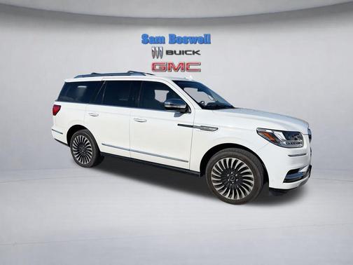 White 2020 Lincoln Navigator Black Label