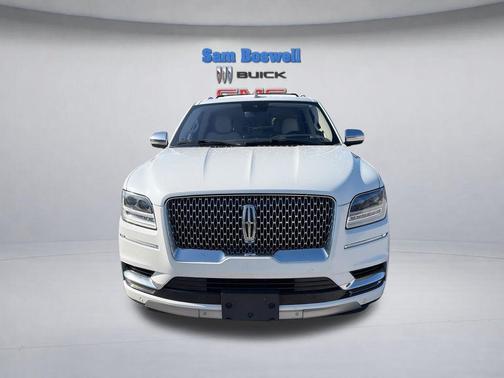 White 2020 Lincoln Navigator Black Label