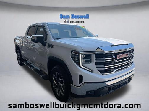 White Frost Tricoat 2023 GMC Sierra 1500 SLT