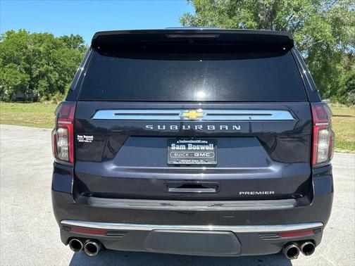 2023 Chevrolet Suburban Premier