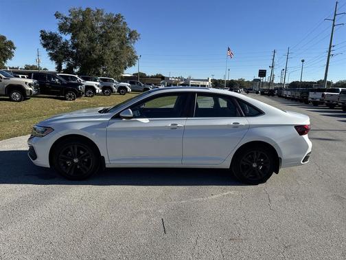 2024 Volkswagen Jetta 1.5T SE