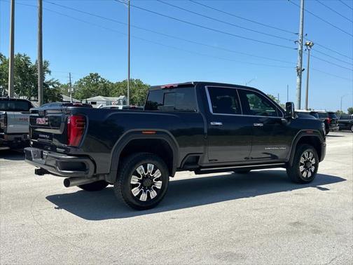 2025 GMC Sierra 2500 Denali