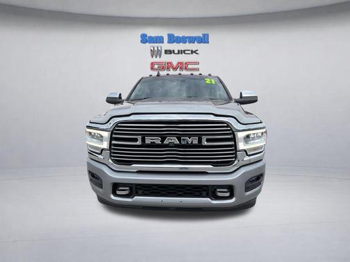Delmonico Red Pearlcoat 2021 RAM 2500 Laramie Crew Cab 4x4 6'4' Box