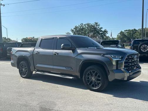 2023 Toyota Tundra Hybrid Platinum