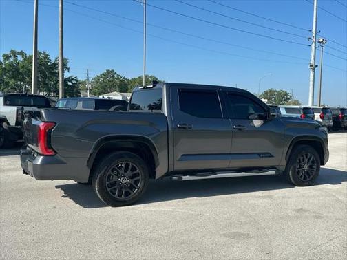 2023 Toyota Tundra Hybrid Platinum
