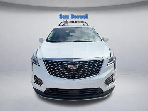 Crystal White Tricoat 2026 Cadillac XT5 Premium Luxury