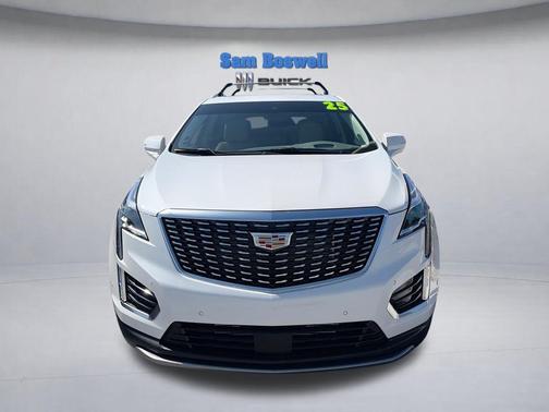 Crystal White Tricoat 2026 Cadillac XT5 Premium Luxury