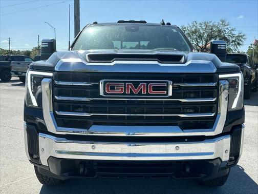 2025 GMC Sierra 2500 SLT