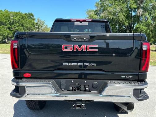 2025 GMC Sierra 2500 SLT