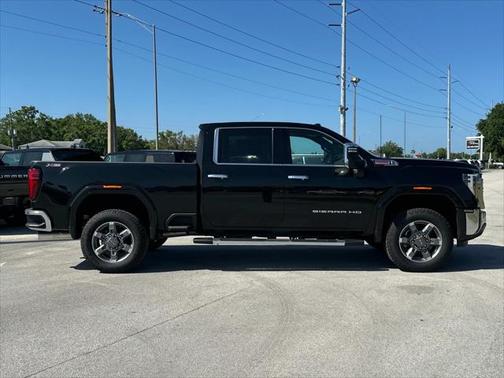 2025 GMC Sierra 2500 SLT