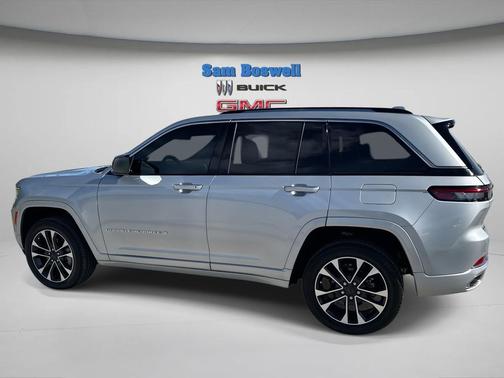 2022 Jeep Grand Cherokee Overland