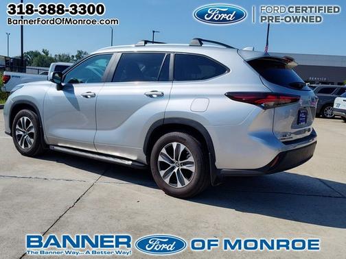 2024 Toyota Highlander LE