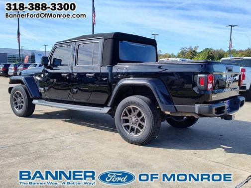 2022 Jeep Gladiator OVERLAND