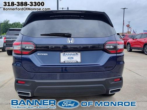 Blue Metallic 2025 Honda Pilot SPORT