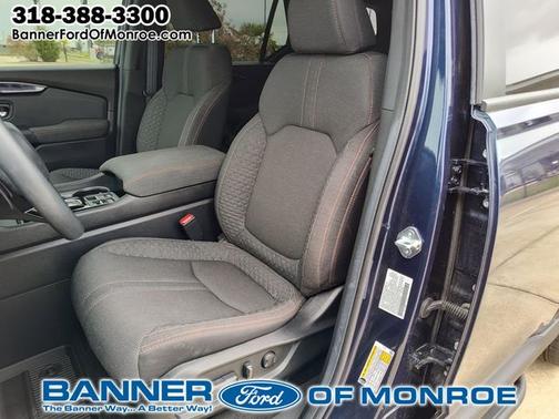Blue Metallic 2025 Honda Pilot SPORT