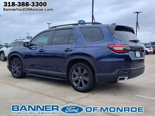 Blue Metallic 2025 Honda Pilot SPORT