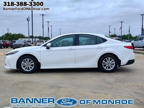 White 2025 Toyota Camry LE