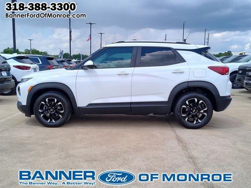 Summit White 2023 Chevrolet Trailblazer LT