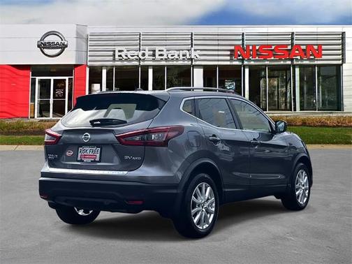 2022 Nissan Rogue Sport SV