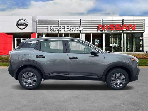 2025 Nissan Kicks S
