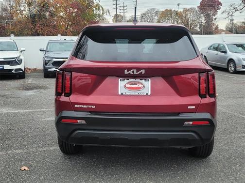 2023 Kia Sorento LX