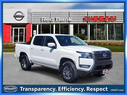 2025 Nissan Frontier SV