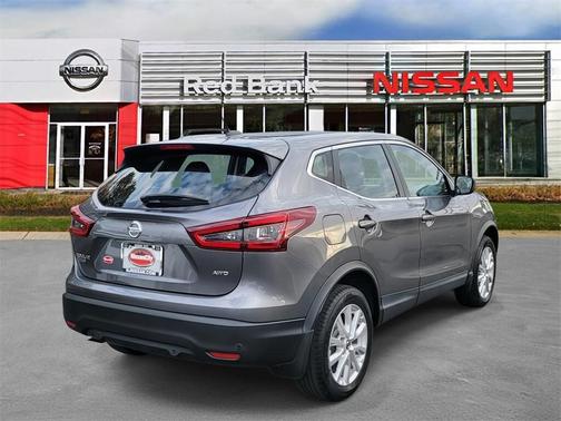 2022 Nissan Rogue Sport S