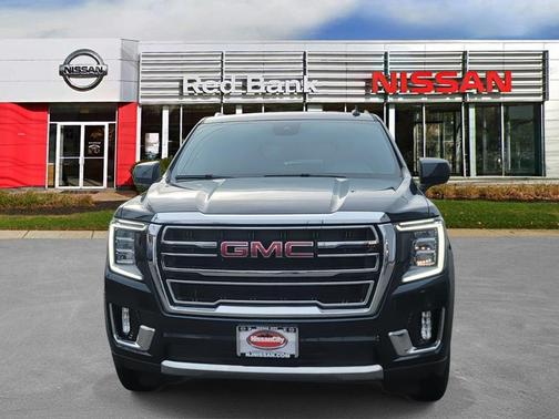 Midnight Blue Metallic 2023 GMC Yukon XL SLT