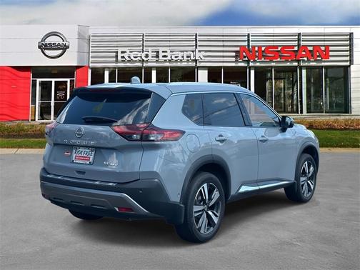 2023 Nissan Rogue SL