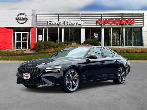 2025 Genesis G70 2.5T