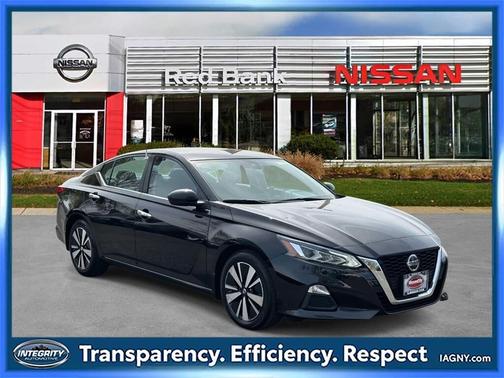 2022 Nissan Altima 2.5 SV