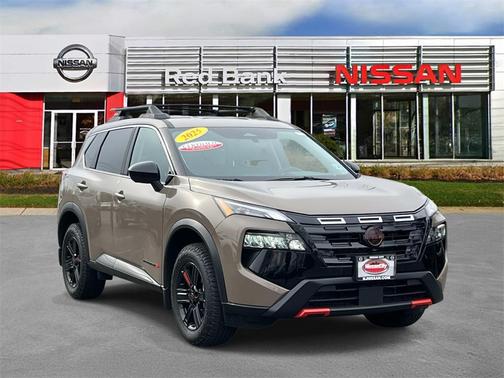 2025 Nissan Rogue Rock Creek