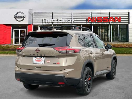 2025 Nissan Rogue Rock Creek