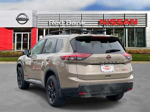 2025 Nissan Rogue Rock Creek