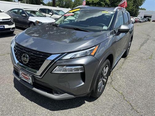 2021 Nissan Rogue SL