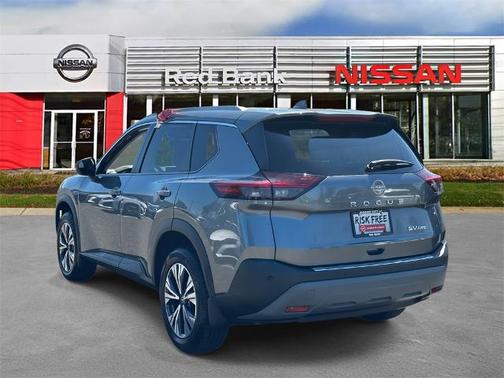 2022 Nissan Rogue SV