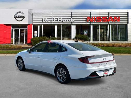 2022 Hyundai SONATA SEL
