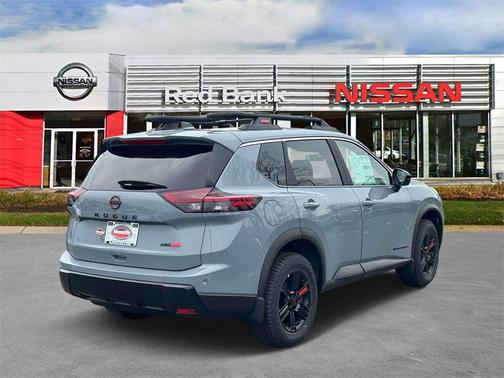 2025 Nissan Rogue Rock Creek