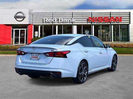 2023 Nissan Altima 2.5 SR